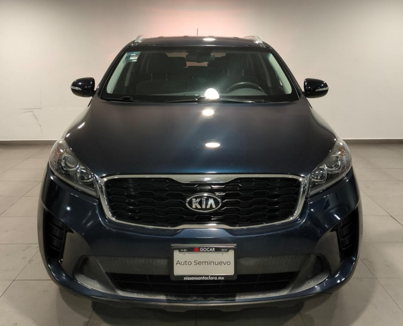 KIA Sorento  5 pts. LX, L4, TA, a/ac., 7 pas., RA-17 2019